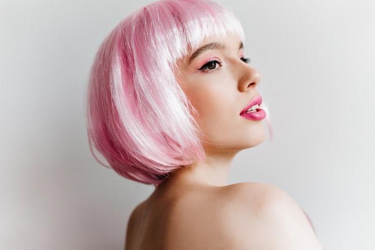 Investigating who created the wig that launched a global hair trend
