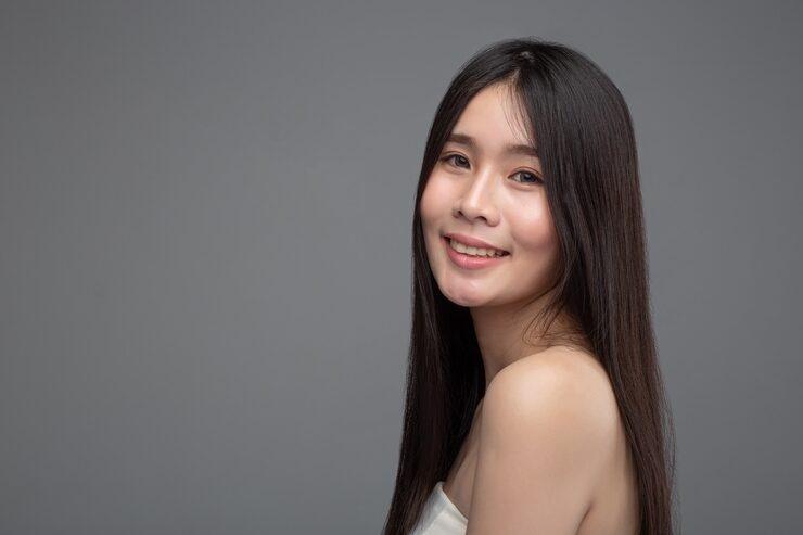 why did men wear white wigs and what it reveals about fashion, power and hygiene across history