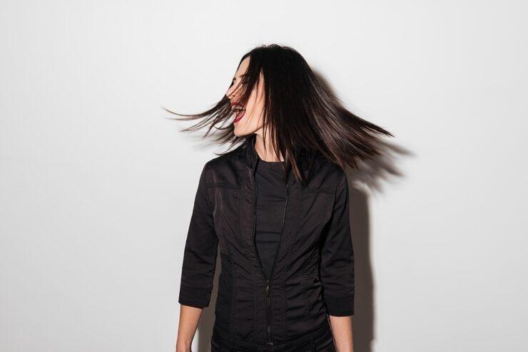 Gentle tips on how to wash a wig with real hair for long-lasting softness and shine