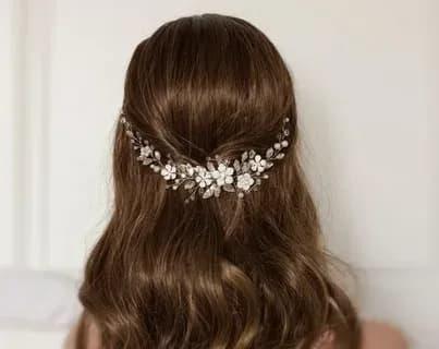 why does sia wear a wig and what it reveals about her artistry and privacy