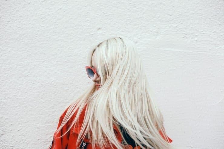 Does Trump Wear a Wig? Stylist Experts, Photo Analysis, and the Viral Rumors Explained