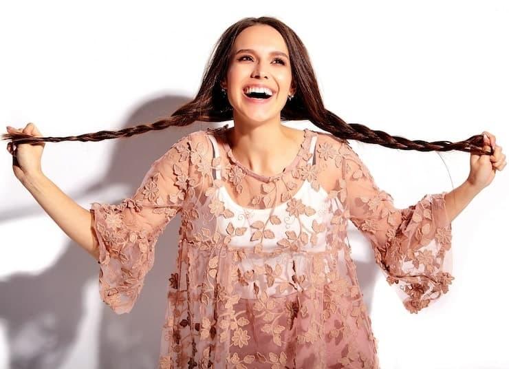 why is tracy townsend wearing a wig explained and the surprising truth behind her hair choice