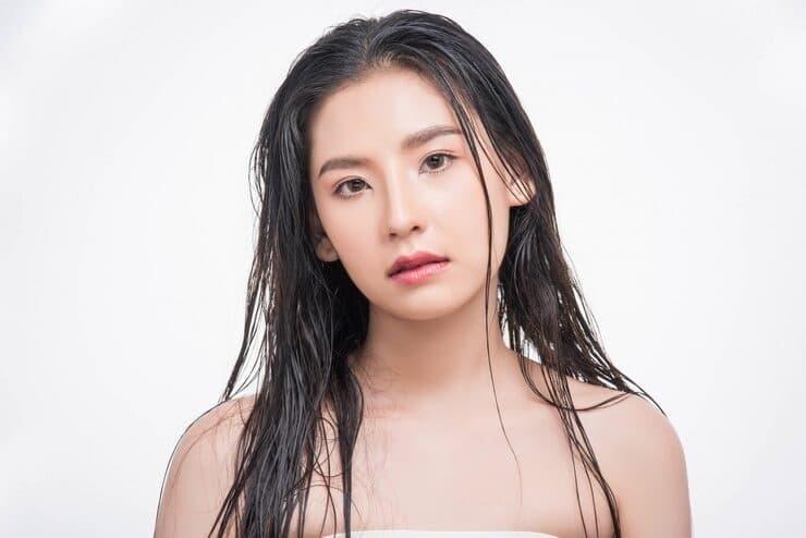 how much does wig install cost 2025 guide to average prices, salon vs DIY, and money saving tips